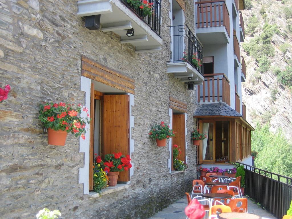 Hotel Hostal Noguera Llavorsí Exterior foto